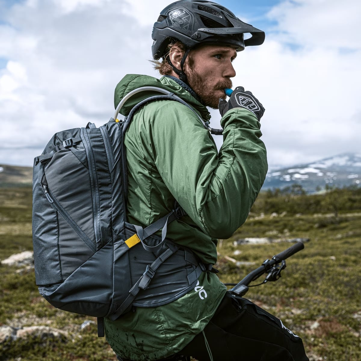 Thule 4482 Rail 18L TRHP218 Dark Slate