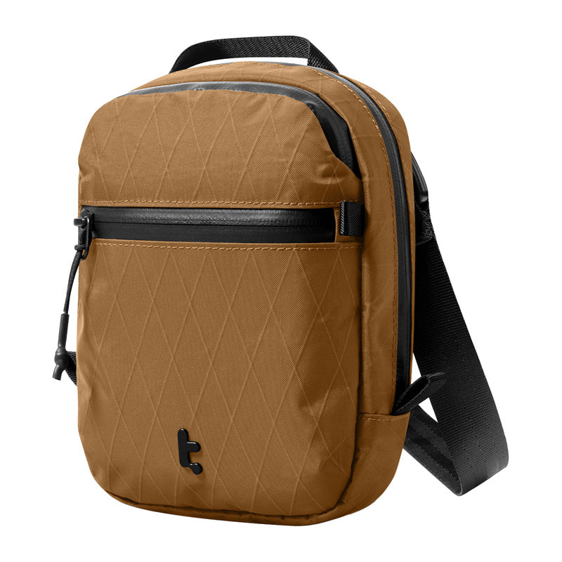 Aviator-T37 ceļojumu soma ar plecu siksnu X-Pac (brūna)