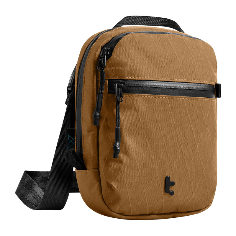Aviator-T37 ceļojumu soma ar plecu siksnu X-Pac (brūna)