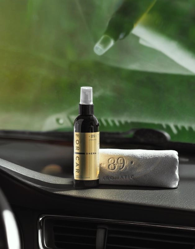 Automobilim: Aromatizēta instrumentu paneļa tīrītājs