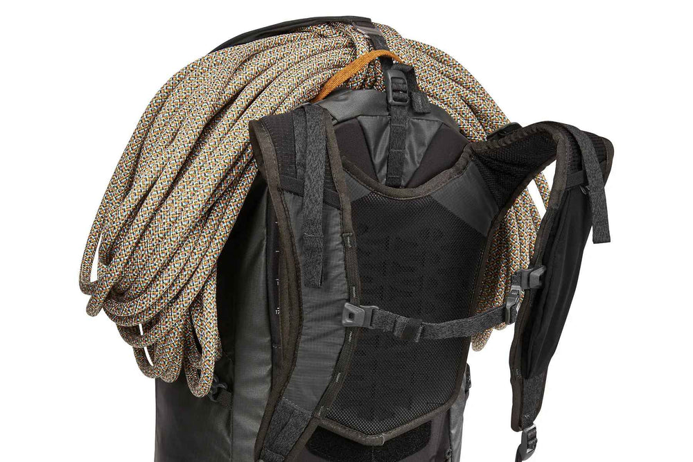 Thule 4099 Stir 35L Mens Hiking Backpack Wood Thrush