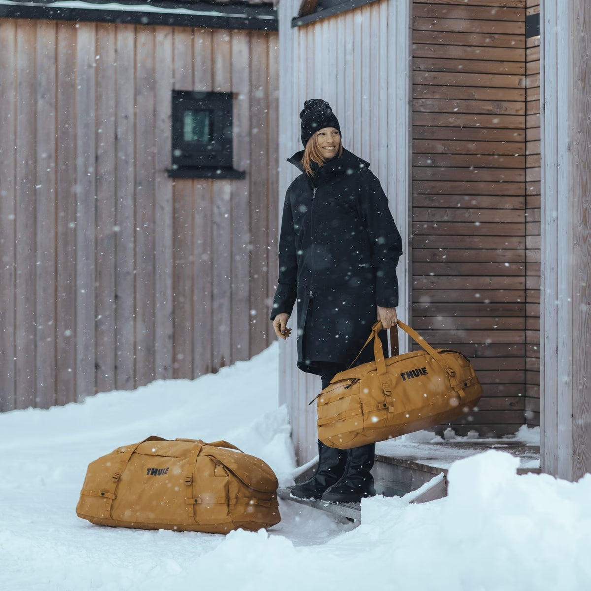 Thule 5213 Chasm Duffel Bag 30L Golden Brown