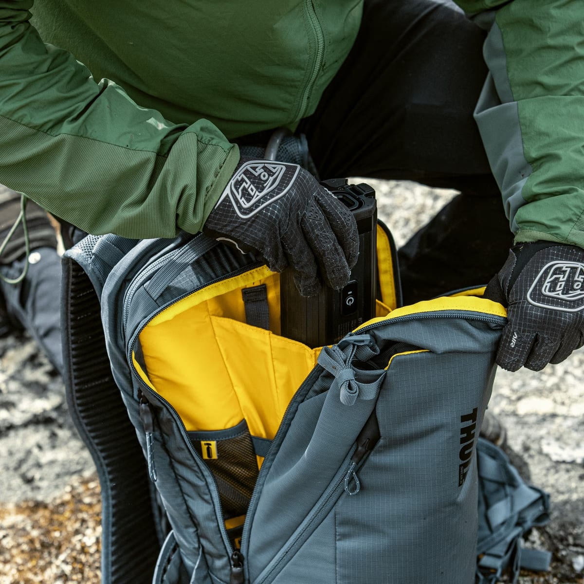 Thule 4482 Rail 18L TRHP218 Dark Slate