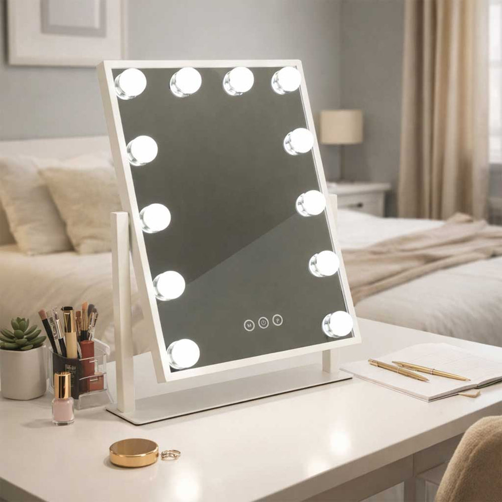 LED kosmētikas spogulis ar USB spuldzēm 30x40cm
