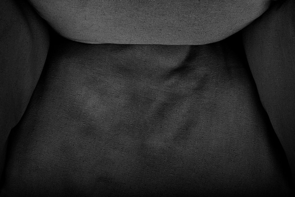 Stārķa ligzdas spilvens melns