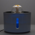 Dzirdinātājs strūklaka sunim kaķim automātiskais USB LED dzirdinātājs 2,4 l tīrīšanas filtrs
