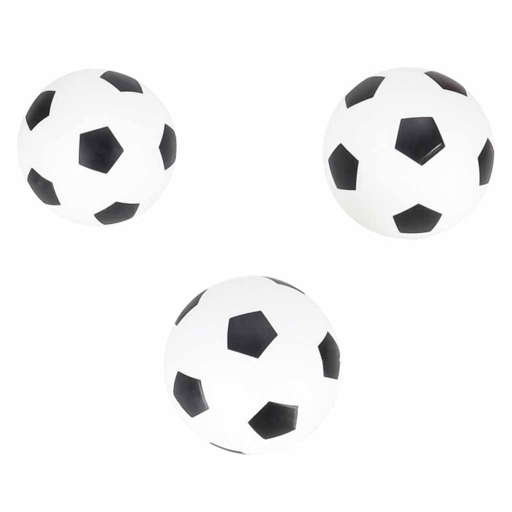 Metiens uz mērķi, lai iegūtu punktus – kustīgs mērķis – futbols