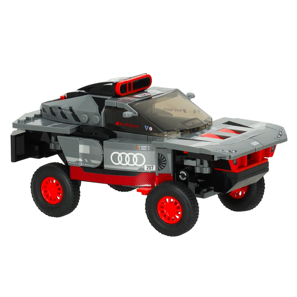 RC auto 1:30 Audi RS Q e-tron spilventiņi