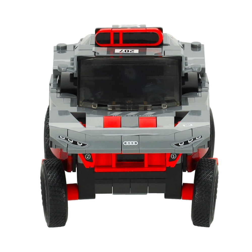 RC auto 1:30 Audi RS Q e-tron spilventiņi