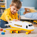 Transportera lidmašīna + 3 celtniecības transportlīdzekļi