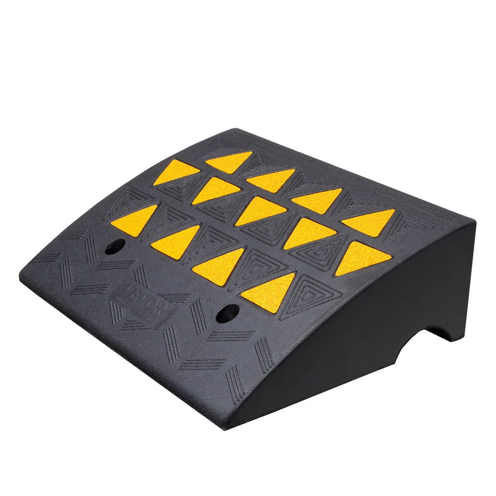 VEVOR Rubber Curb Ramp 15.2 cm Rise Height Sidewalk Curb Ramp, 37 cm Width 49.1 cm Length Driveway Ramp for Curb, 15T Heavy Duty Rubber Ramp for Forklifts, Trucks, Buses, Cars, Wheelchairs, Bikes