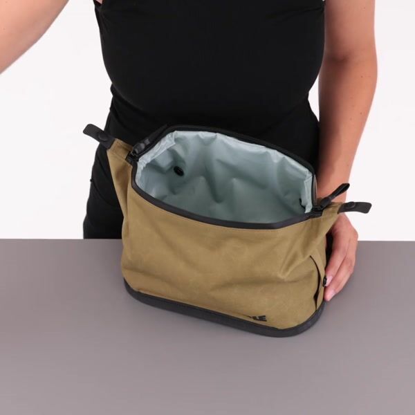Thule 5437 Aion Toiletry Bag Black