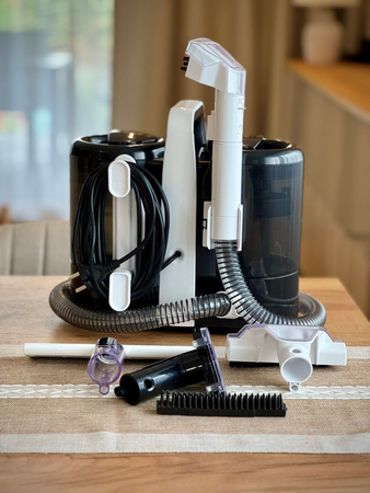 CARPET VACUUM CLEANER 600W