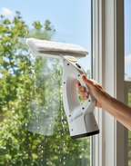 WINDOW CLEANER WITH SPRAYER, LI-ION