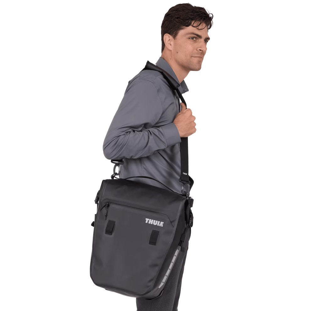 Thule 5406 Shield commuter pannier 22L black