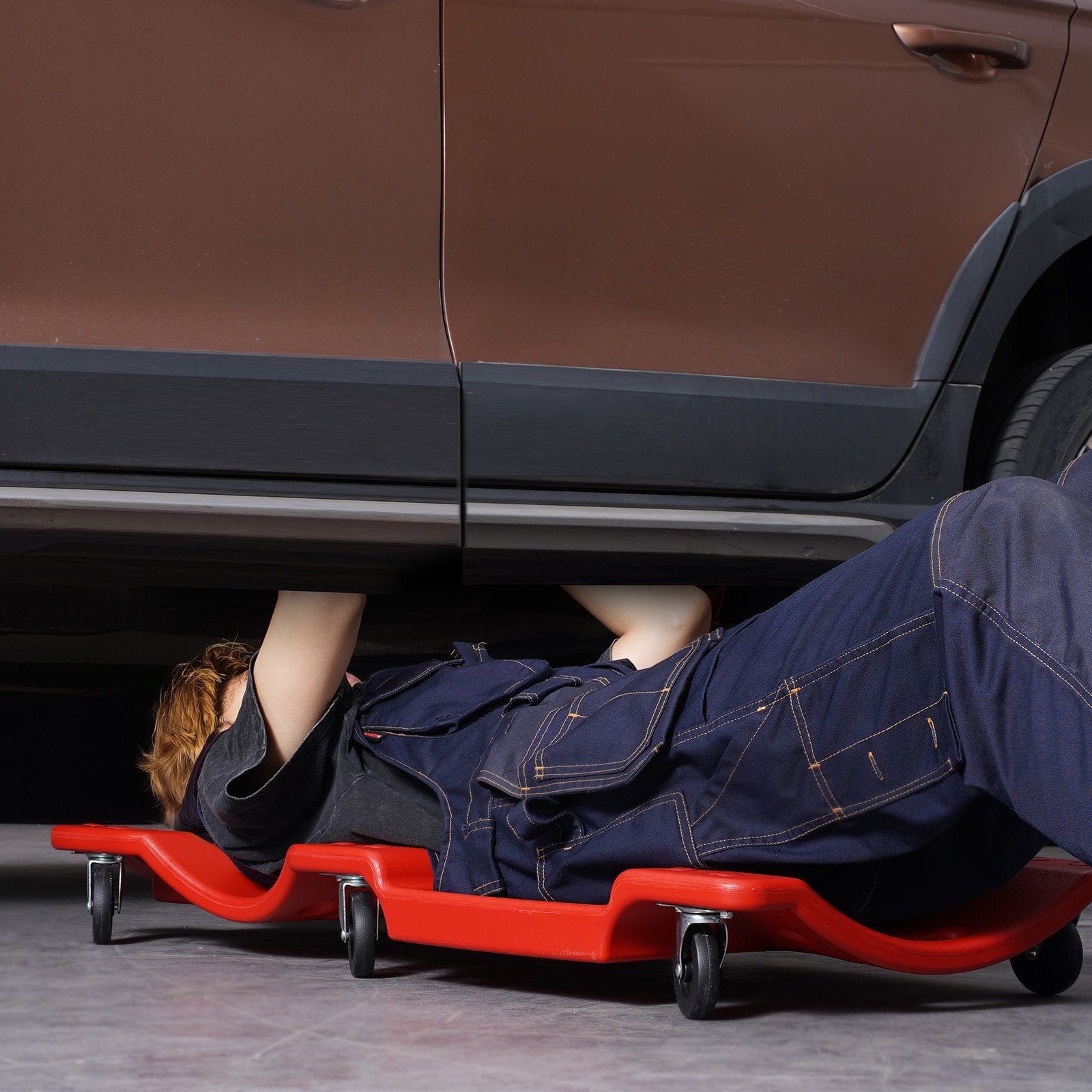 VEVOR Mechanic Plastic Creeper, 1016 mm, 158.8 kg Capacity Automotive Rolling Garage Creeper with Molded Ergonomic HDPE Body Padded Headrest & Dual Tool Trays 6 Wheels, for Garage Shop Auto Repair