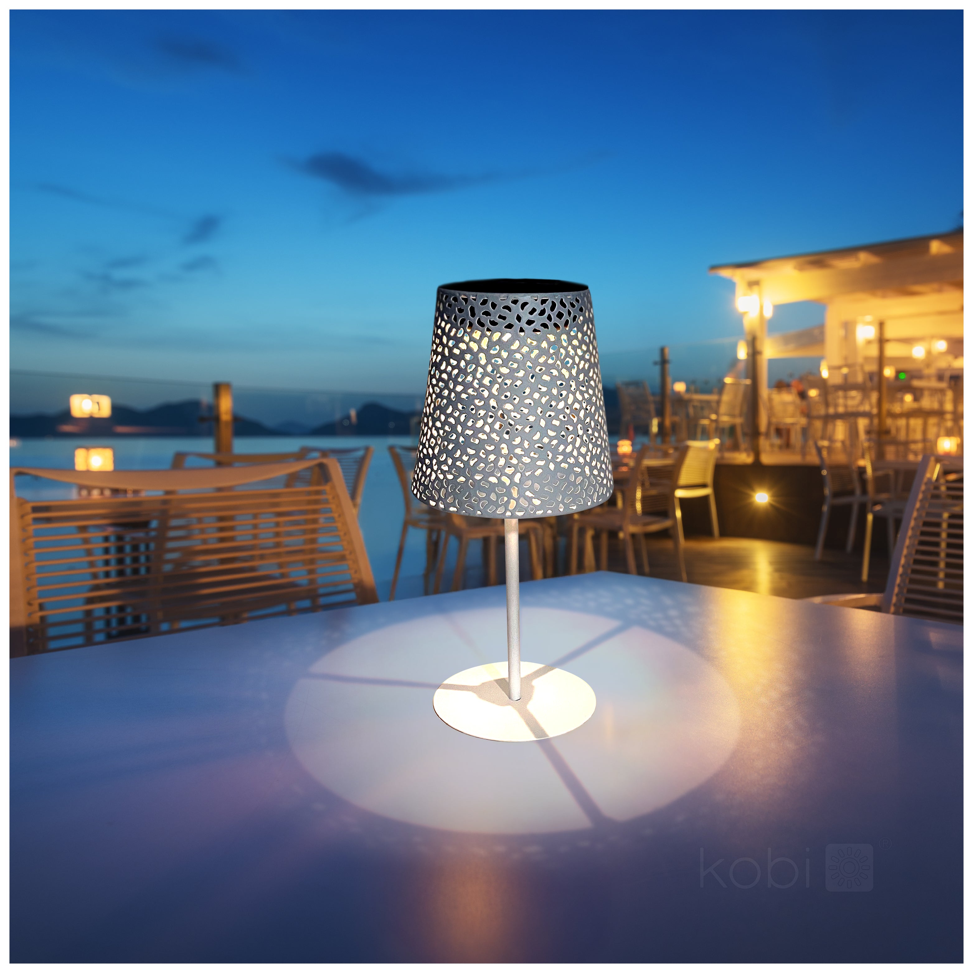Solar garden lamp LED LUVETRA 4000K IP44 white LED2B