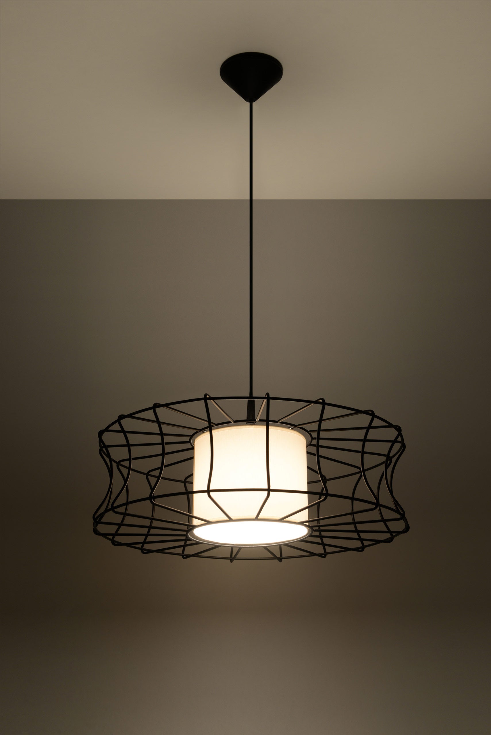 SALERNO black pendant lamp