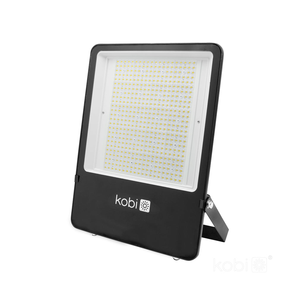 Floodlight LED US 300W 5000K IP65 60° dim Kobi Pro