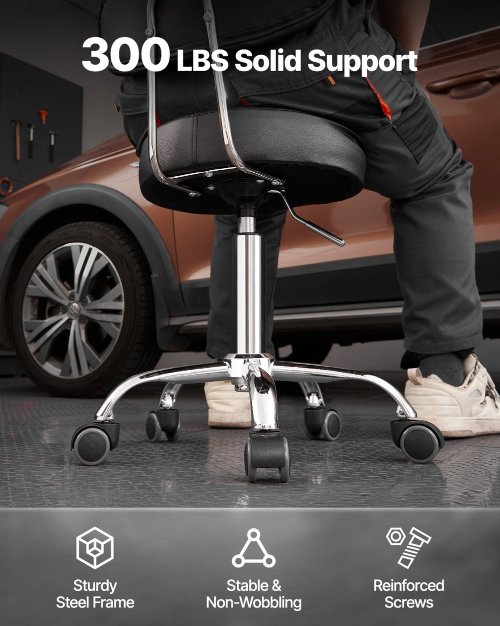 VEVOR Shop Stool with Backrest, Pneumatic Garage Seat/Work Stool with Wheels, 300 lbs Load, Adjustable Roller Creeper Seat, 360° Swivel Padded Workshop Stool, for Garage, Shop & Auto Repair, Black
