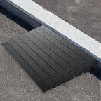 VEVOR Rubber Threshold Ramp, 6.5 cm Rise Threshold Ramp Doorway, 3 Channels Cord Cover Rubber Solid Threshold Ramp, Rubber Angled Entry Rated 1000 kg Load Capacity for Wheelchair and Scooter