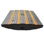 VEVOR Car Driveway Rubber Curb Ramp, 15 Tons Load Capacity, 66 mm Rise Curbside Bridge Ramp with Yellow Reflective Strips, Suitable for Loading Dock, Warehouse, Garage, Sidewalk (1 Pack)