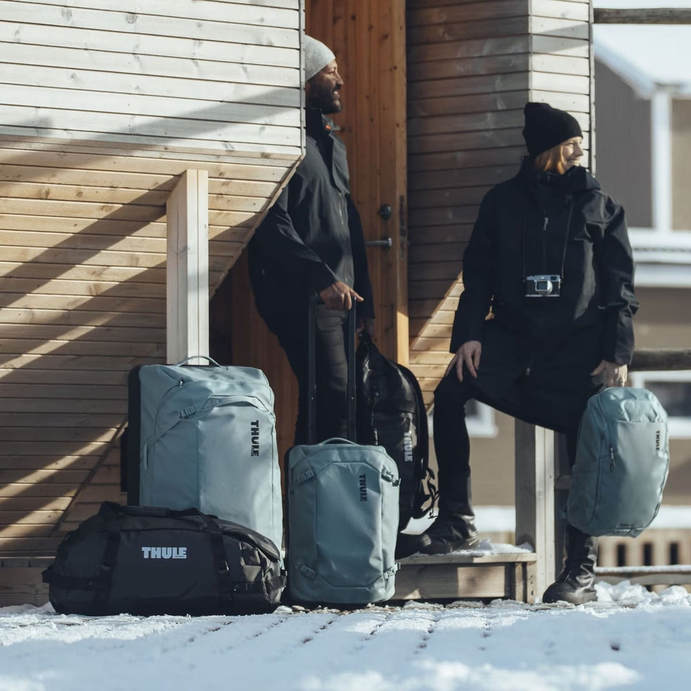 Thule 5211 Chasm 30L duffel bag black