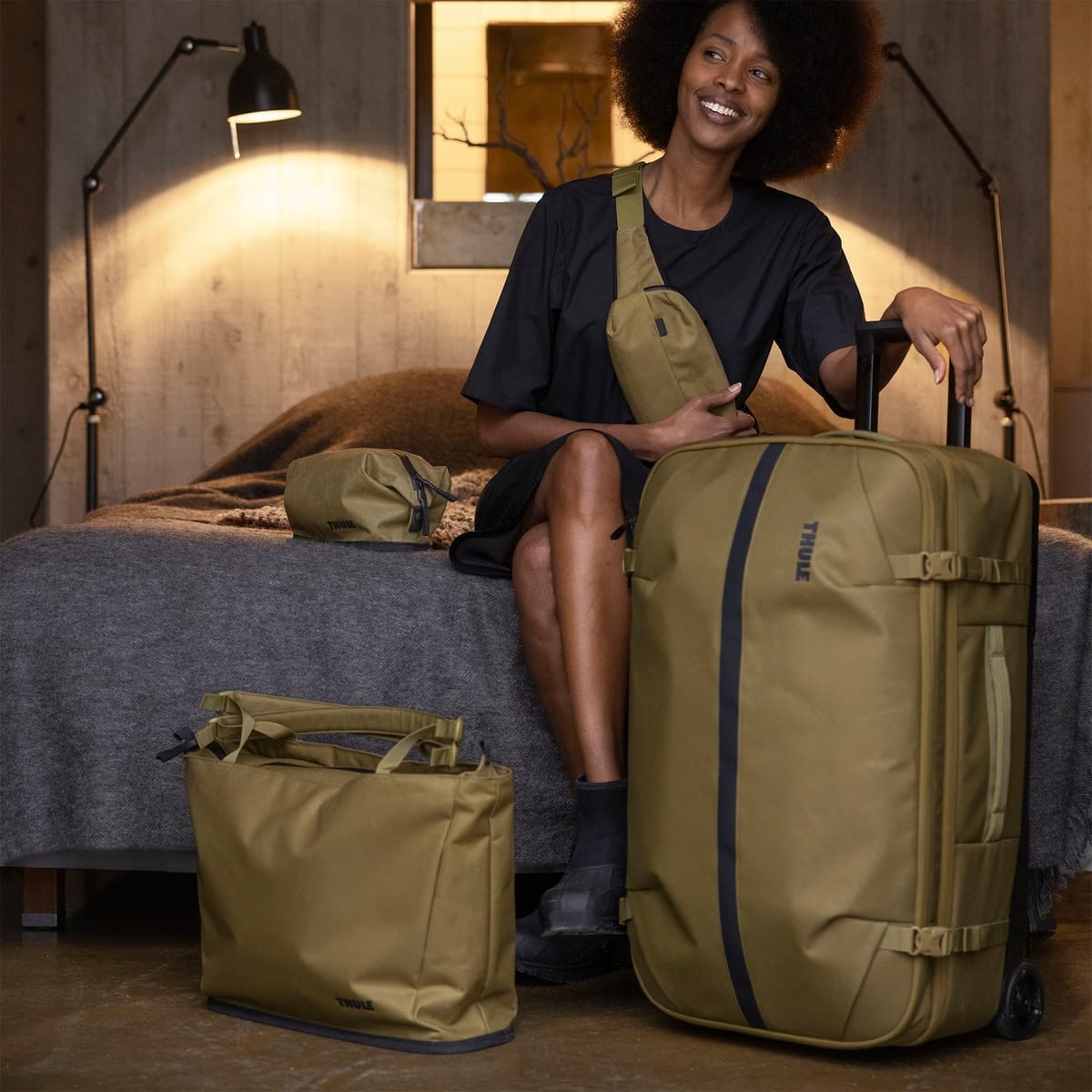 Thule 5230 Aion Tote Bag Nutria