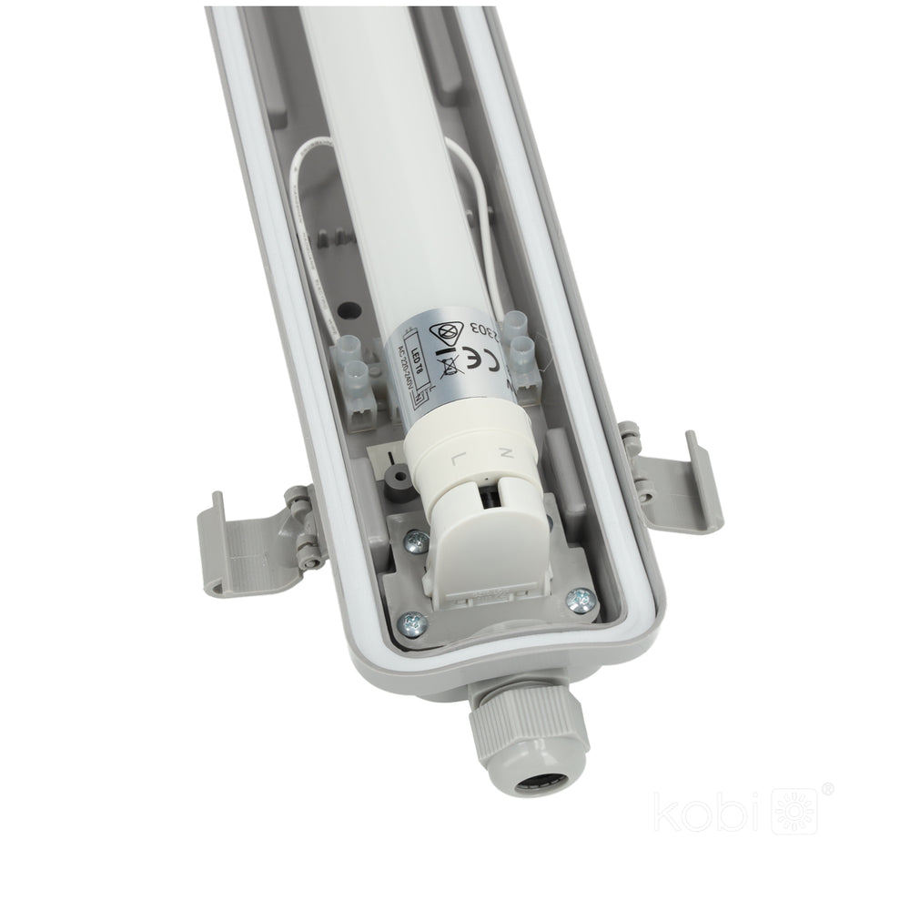 Set HERMETIC 1x120 + LED T8 18W 4000K IP65 Kobi